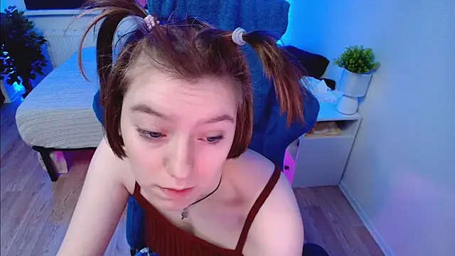 CranberryHot online show from February 25, 2025, 8:51 pm
