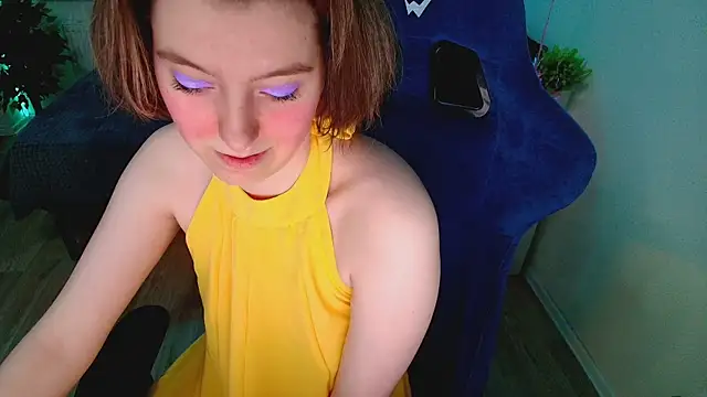 CranberryHot online show from October 23, 2025, 7:01 pm