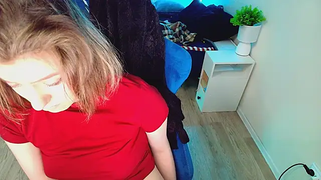 CranberryHot online show from February 28, 2026, 2:56 am