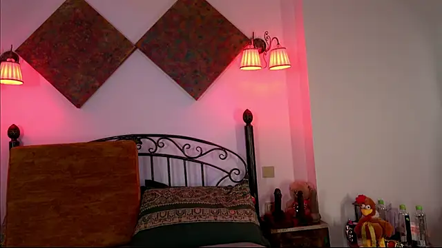 einneuesleben online show from February 11, 2025, 12:37 pm