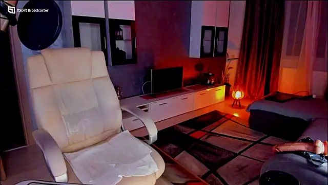 Snapshot of Miss_kay1111 chatting on December 19, 2024, 4:02 pm Miss kay1111 online show from December 19, 2024, 4:02 pm