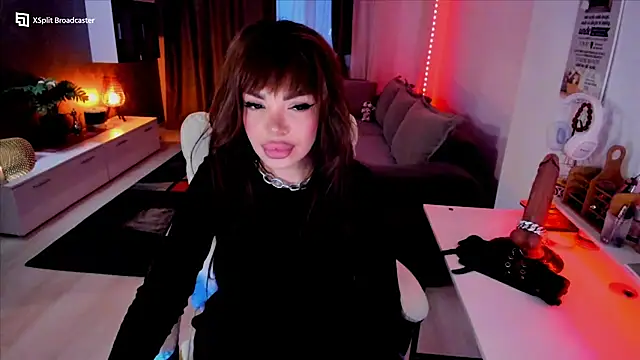 Snapshot of Miss_kay1111 chatting on January 10, 2026, 2:52 pm Miss kay1111 online show from January 10, 2026, 2:52 pm