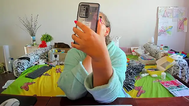 IamYourNarcotic online show from October 4, 2025, 6:00 am