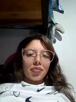 linda-schmidt online show from March 1, 2025, 12:39 am