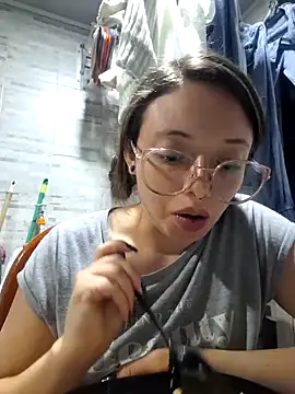 linda-schmidt online show from October 10, 2025, 9:47 pm