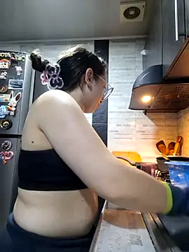 linda-schmidt online show from November 12, 2025, 8:19 pm