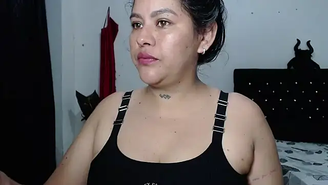 venuz mendoza20 online show from November 12, 2025, 1:22 pm