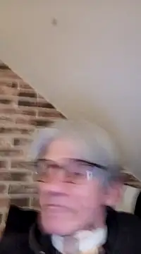 Snapshot of InMeinenMund chatting on January 13, 2025, 2:42 pm InMeinenMund online show from January 13, 2025, 2:42 pm