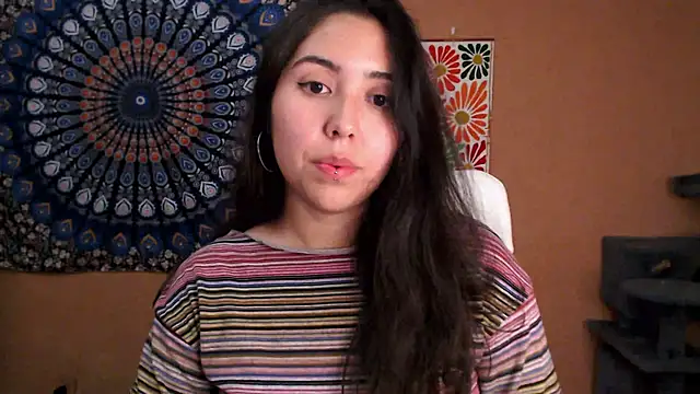 Snapshot of IntimateTales chatting on November 10, 2025, 7:35 pm IntimateTales online show from November 10, 2025, 7:35 pm