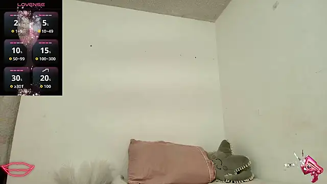 Anal Milky Momma online show from September 18, 2025, 7:49 pm