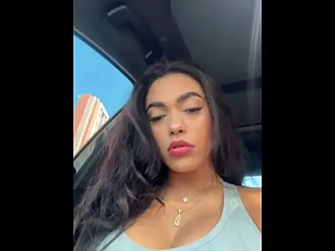 emma andrew1 online show from October 24, 2025, 2:24 pm