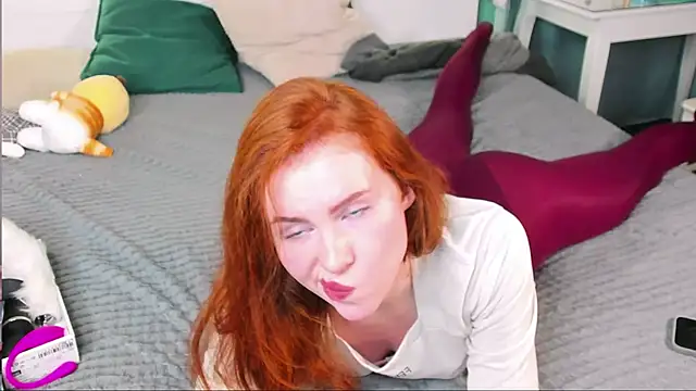 GingerArin online show from February 14, 2025, 2:44 pm