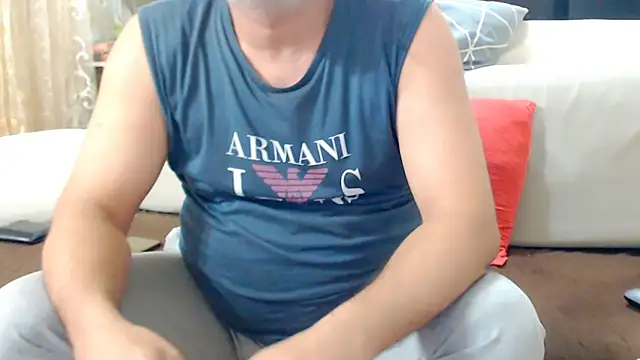 LiONTURK online show from February 9, 2025, 5:43 pm