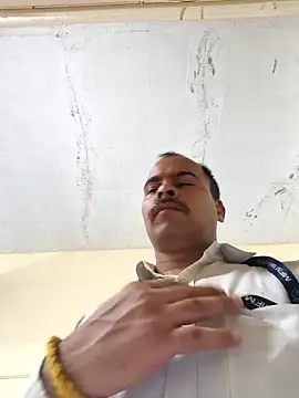 Vickyrajput009 online show from March 30, 2026, 4:13 am