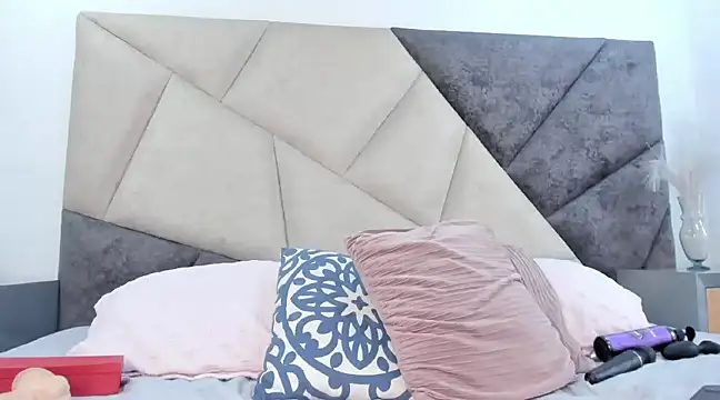 Snapshot of Bonnie_Grace chatting on January 8, 2025, 3:07 pm Bonnie Grace online show from January 8, 2025, 3:07 pm