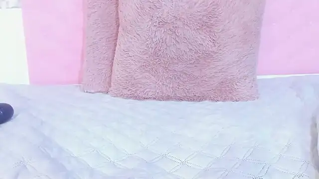 Snapshot of Bonnie_Grace chatting on February 8, 2025, 10:08 pm Bonnie Grace online show from February 8, 2025, 10:08 pm