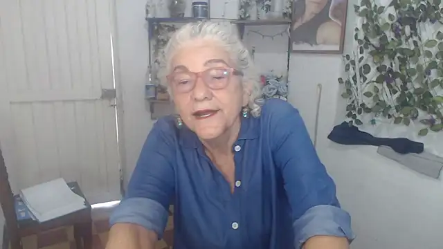 FunnyGrandma online show from January 18, 2026, 8:34 pm