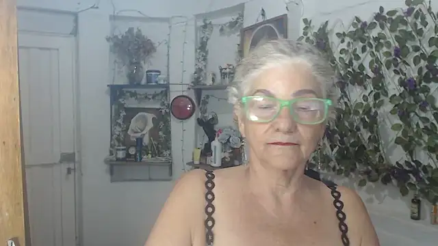FunnyGrandma online show from July 11, 2026, 11:39 pm