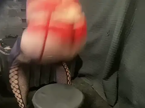 Snapshot of xdresserwithass chatting on March 21, 2025, 11:01 am xdresserwithass online show from March 21, 2025, 11:01 am