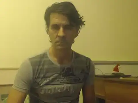 yvesstorm1 online show from December 19, 2024, 6:23 pm