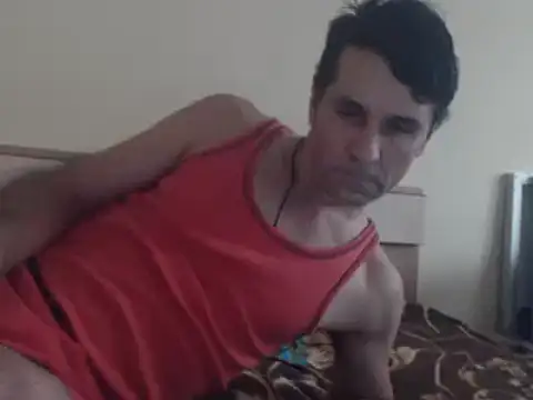 yvesstorm1 online show from February 5, 2025, 1:11 pm