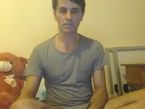 yvesstorm1 online show from March 11, 2025, 2:40 pm