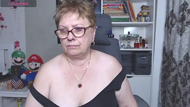 Mella4you online show from October 26, 2025, 11:05 am