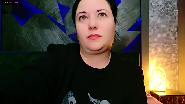 Snapshot of AleshaArabian chatting on January 18, 2025, 7:48 pm AleshaArabian online show from January 18, 2025, 7:48 pm