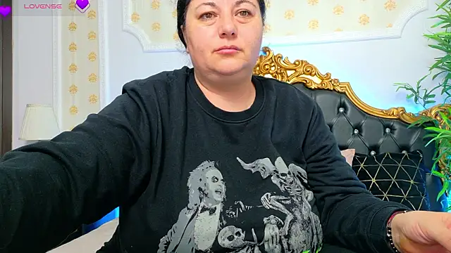 AleshaArabian online show from March 28, 2026, 4:12 am