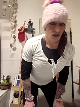 dwtmelina1979 online show from October 18, 2025, 2:51 pm