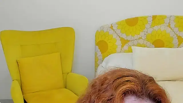 Snapshot of milf_penelope chatting on February 28, 2026, 3:13 pm milf penelope online show from February 28, 2026, 3:13 pm