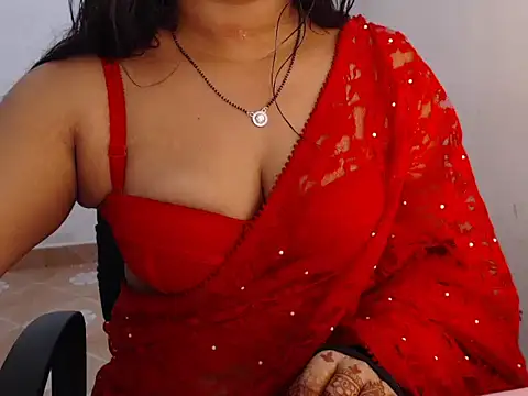 Snapshot of Open_Heart_Lennon chatting on October 14, 2025, 4:24 am Open Heart Lennon online show from October 14, 2025, 4:24 am