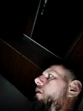 Snapshot of Kw8585kw chatting on January 31, 2025, 11:56 pm Kw8585kw online show from January 31, 2025, 11:56 pm