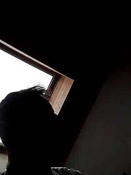 Snapshot of Kw8585kw chatting on February 18, 2025, 3:54 pm Kw8585kw online show from February 18, 2025, 3:54 pm