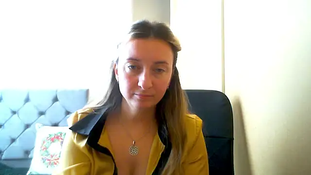 SusanCurt online show from February 8, 2026, 10:07 am