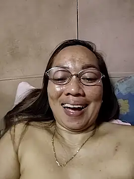 asianwet4u online show from December 21, 2025, 3:24 am