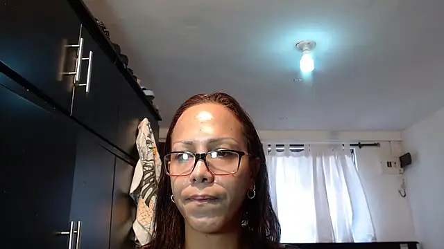 Snapshot of sensual_nataliee chatting on December 3, 2024, 8:50 pm sensual nataliee online show from December 3, 2024, 8:50 pm