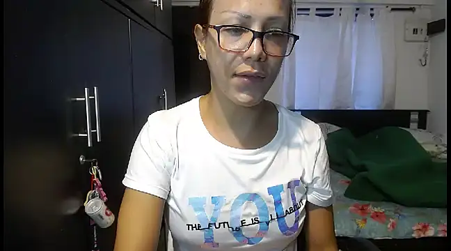 Snapshot of sensual_nataliee chatting on December 25, 2024, 10:16 pm sensual nataliee online show from December 25, 2024, 10:16 pm