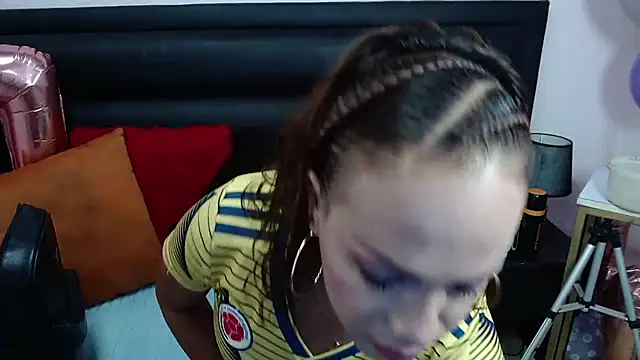 Snapshot of sensual_nataliee chatting on November 15, 2025, 3:08 pm sensual nataliee online show from November 15, 2025, 3:08 pm