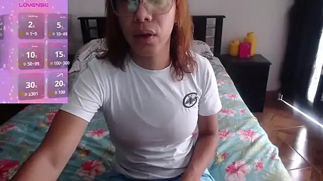 sensual nataliee online show from February 27, 2026, 1:22 pm