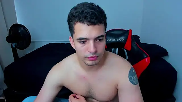 tanner hard  online show from March 19, 2025, 8:32 pm