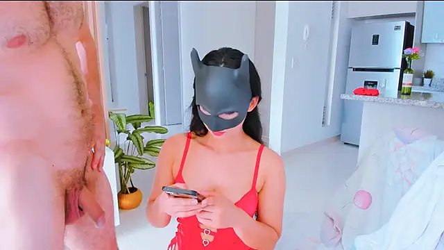 Honey  pot online show from October 11, 2025, 4:05 pm