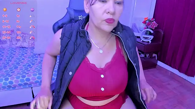 Snapshot of esmeralda_milf chatting on September 11, 2025, 6:41 pm esmeralda milf online show from September 11, 2025, 6:41 pm
