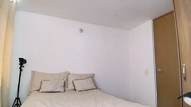 SARA TS FOX online show from March 1, 2026, 3:47 pm