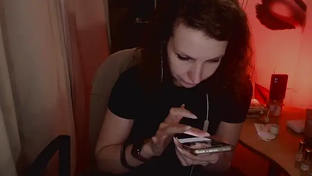 Snapshot of JohansonKatie chatting on January 12, 2025, 4:29 pm JohansonKatie online show from January 12, 2025, 4:29 pm