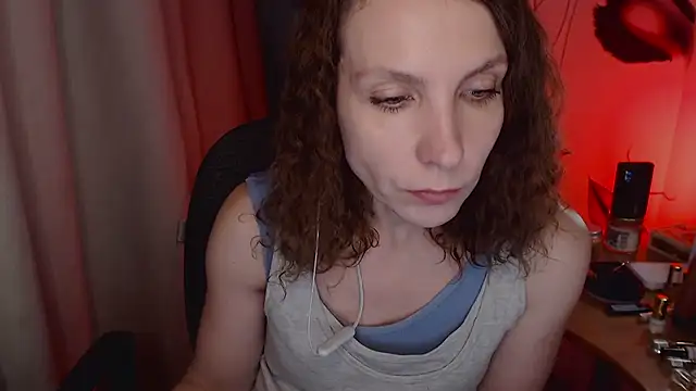 Snapshot of JohansonKatie chatting on January 14, 2025, 11:31 am JohansonKatie online show from January 14, 2025, 11:31 am