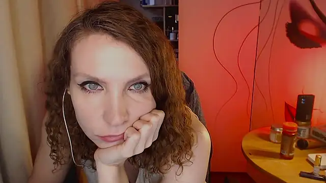 Snapshot of JohansonKatie chatting on January 19, 2025, 6:53 am JohansonKatie online show from January 19, 2025, 6:53 am