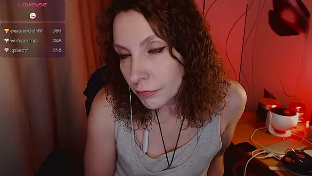 Snapshot of JohansonKatie chatting on January 31, 2025, 4:14 am JohansonKatie online show from January 31, 2025, 4:14 am