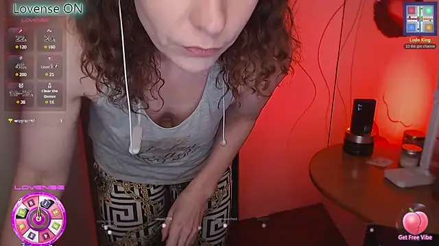 Snapshot of JohansonKatie chatting on February 16, 2025, 4:53 pm JohansonKatie online show from February 16, 2025, 4:53 pm