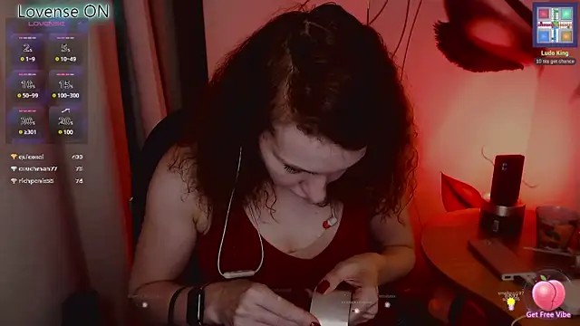 Snapshot of JohansonKatie chatting on March 6, 2025, 1:58 am JohansonKatie online show from March 6, 2025, 1:58 am